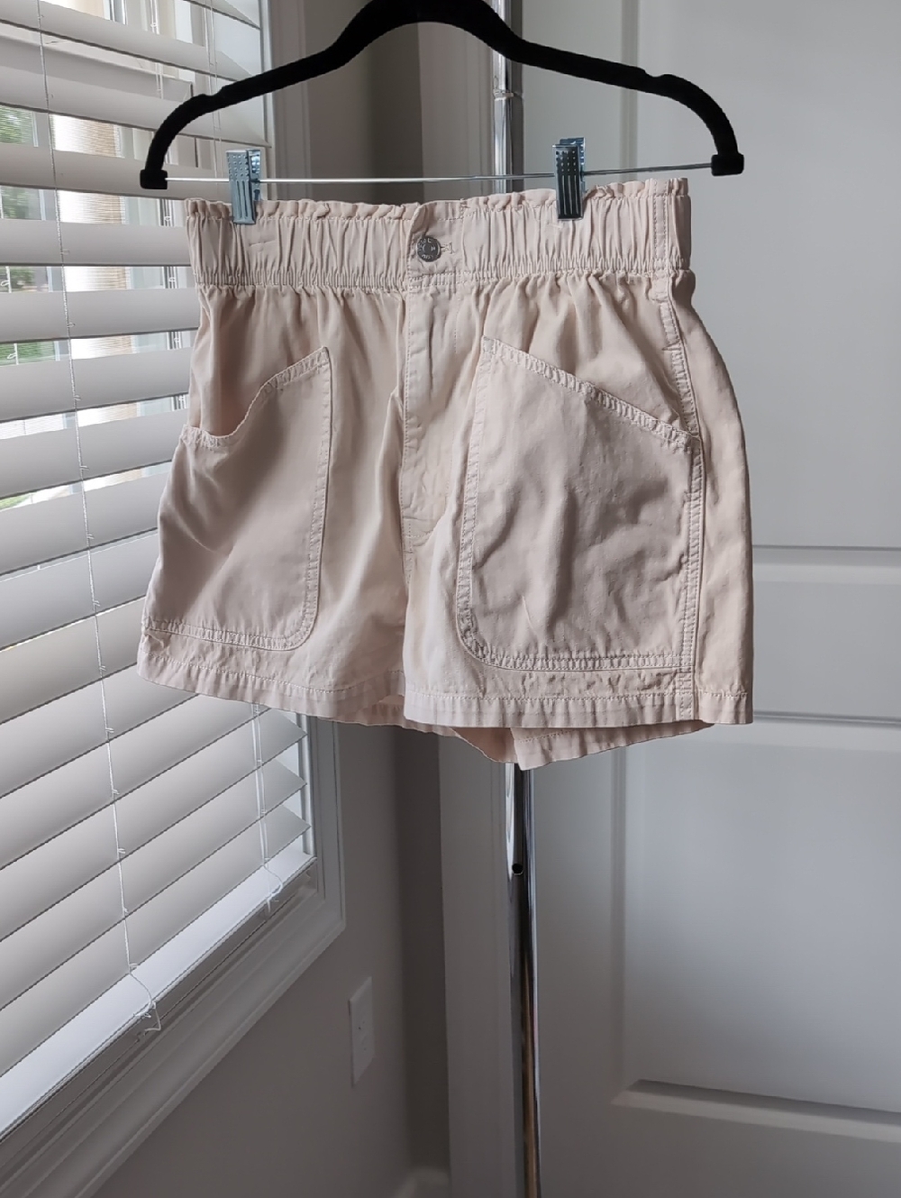 Madewell Stone Size 27 Paper bag Shorts